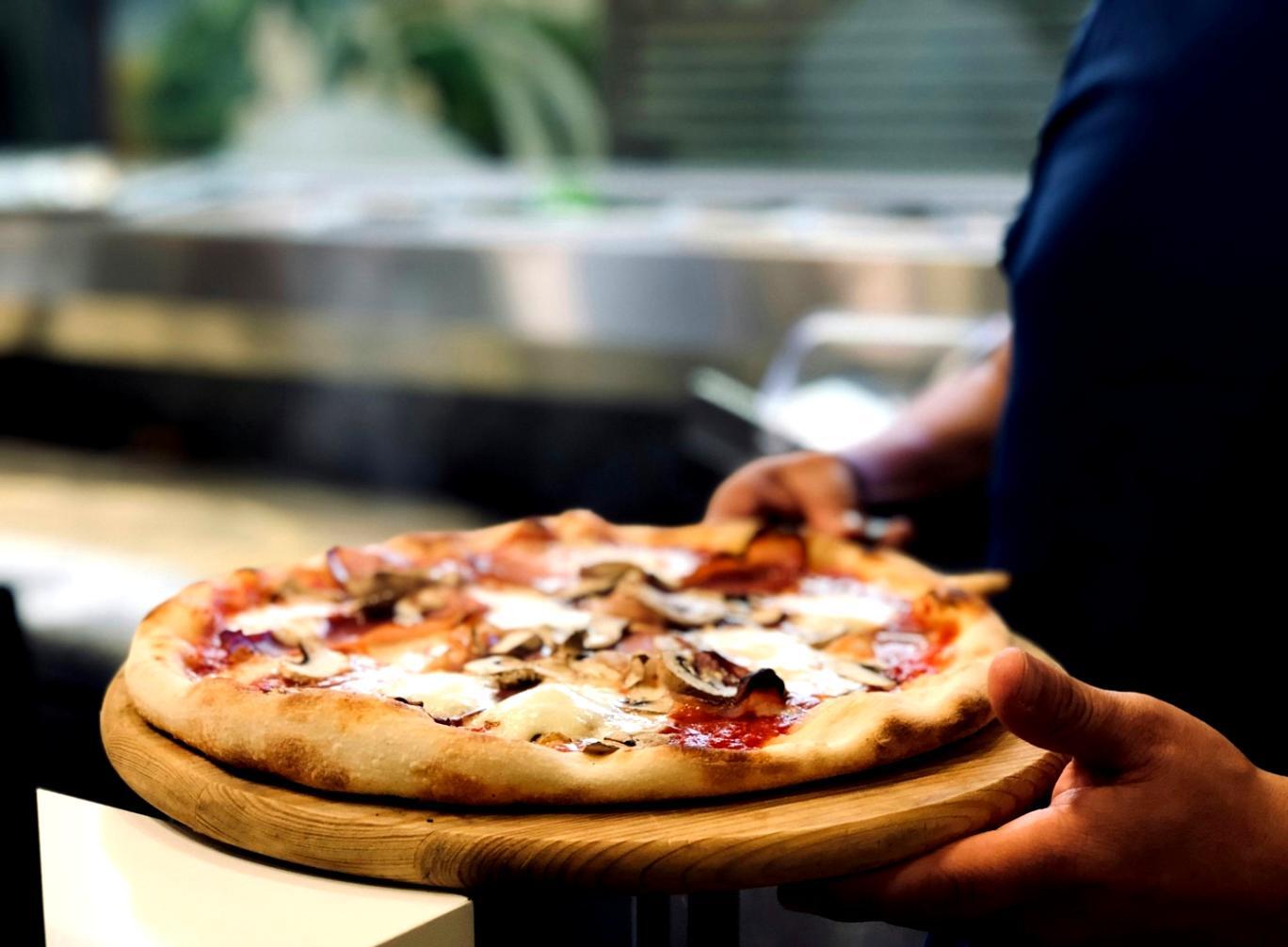 Hands-on demonstration of nutrient-preserving cooking methods