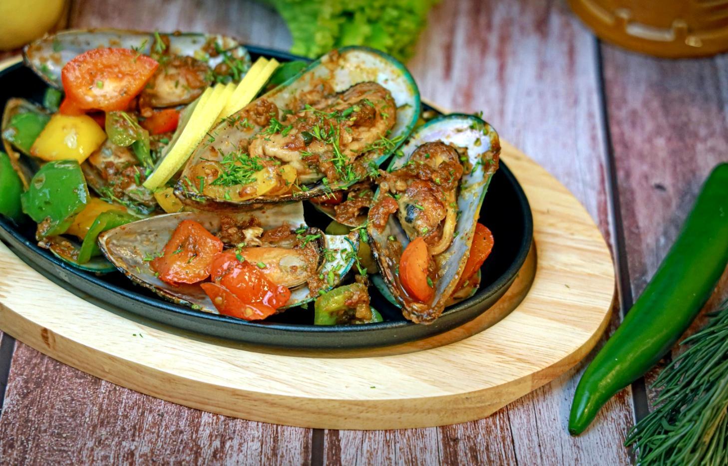 Hands-on cooking session demonstrating proper knife techniques